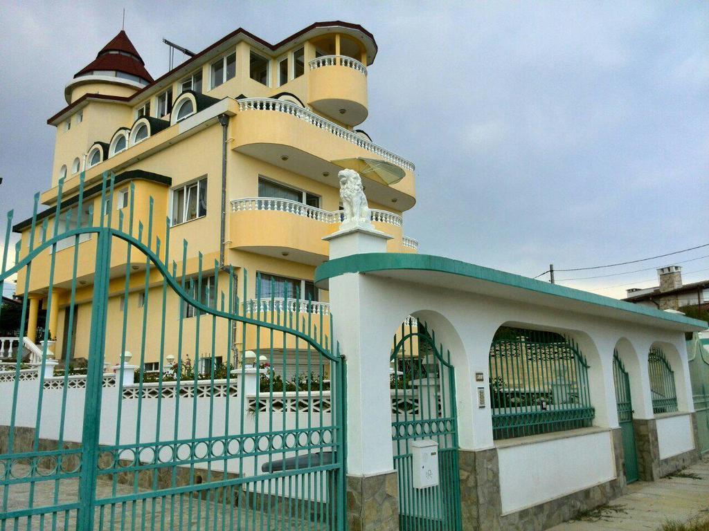 Trakata Villa Apartments Warna Exterior foto